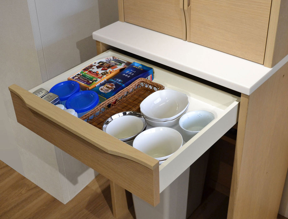 Armona（アルモナ）ゴミ箱を収納できる食器棚 幅60cm｜上段引き出し（大）