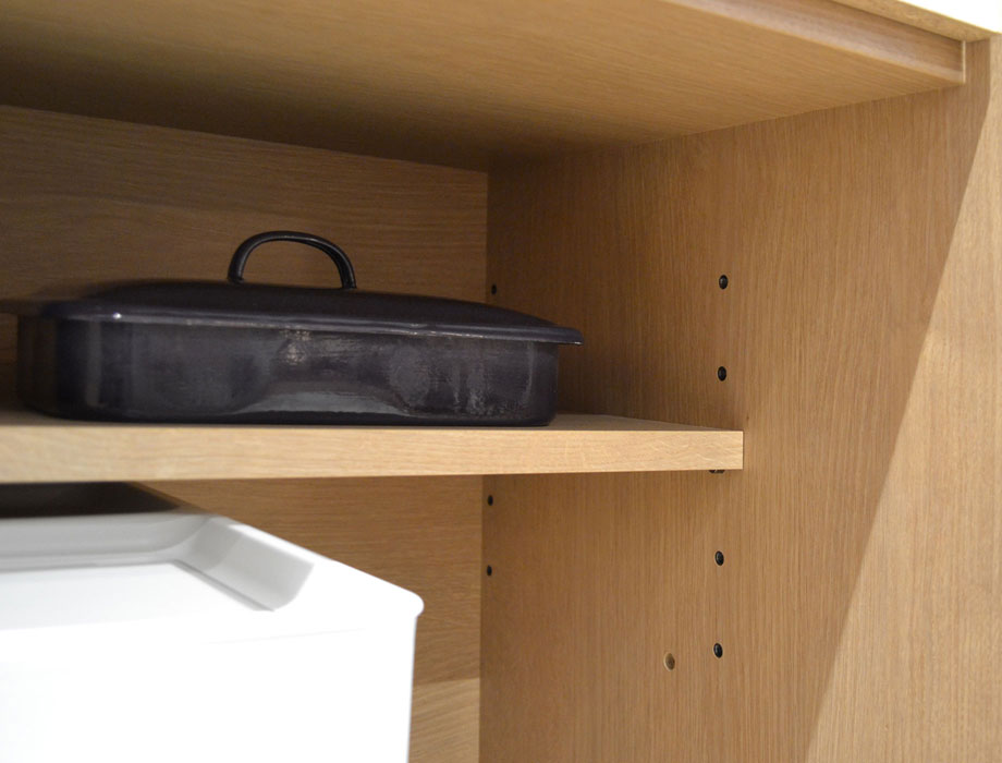 Armona（アルモナ）ゴミ箱を収納できる食器棚 幅60cm｜スライド棚二口コンセント