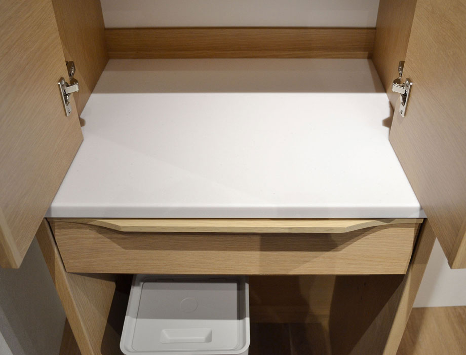 Armona（アルモナ）ゴミ箱を収納できる食器棚 幅60cm｜カウンター天井人工大理石天板