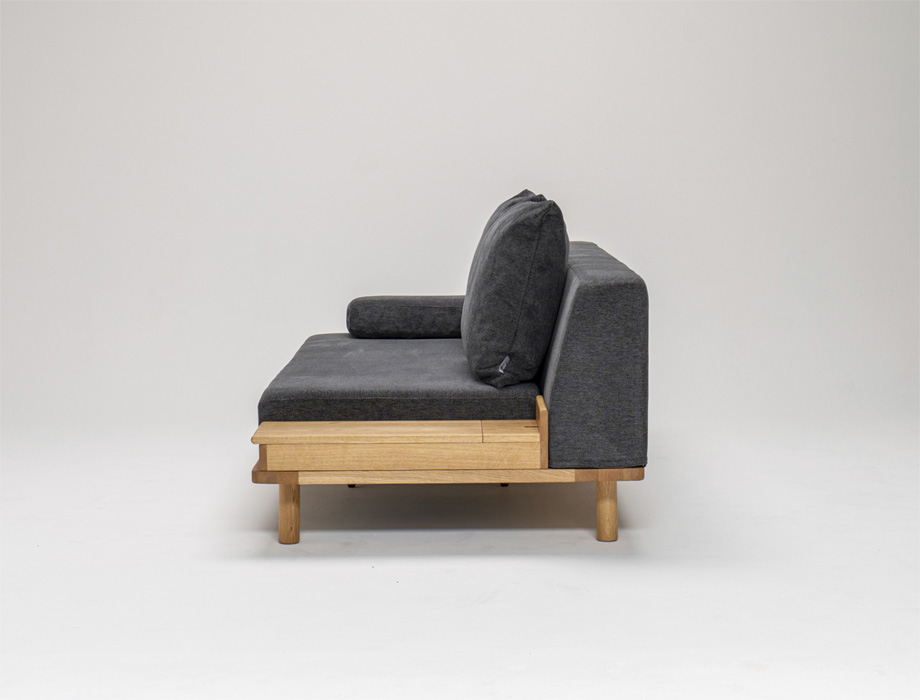 fumi ソファー サムネイル