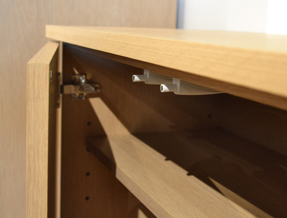 Nomo（ノーモ）サイドボード 120cm幅｜ＡＶ機器収納部