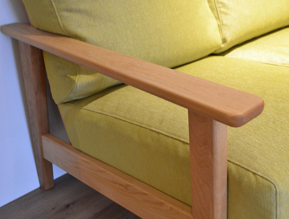 Noran （ノーラン）ソファー  3人掛け 幅170cm｜天然木アルダー材の肘掛け