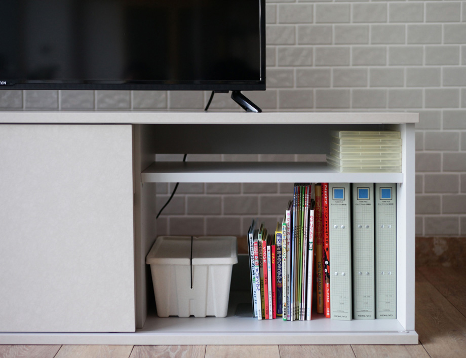 SVALA（スヴァラ）テレビボード 幅180cm幅｜向かって左収納部