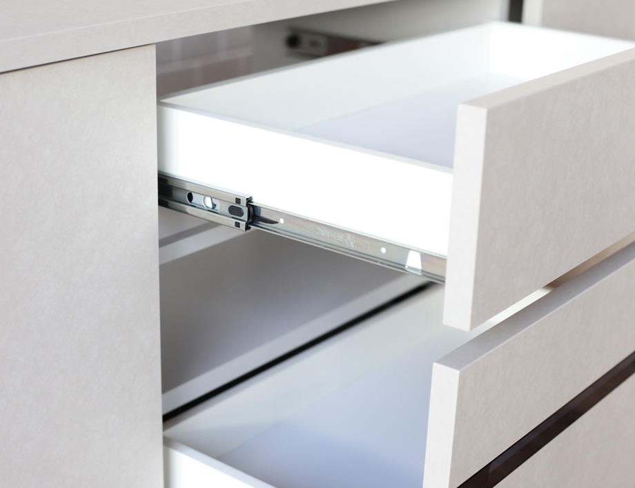 SVALA（スヴァラ）テレビボード 幅180cm幅｜スライドレール